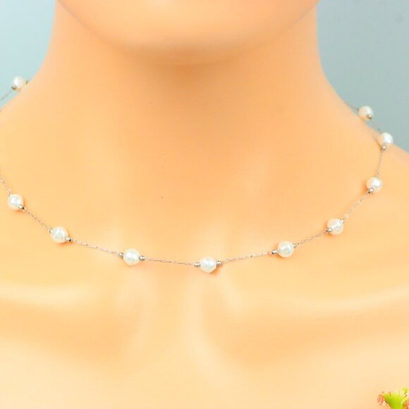 Delicate & Contemporary Necklace Chain, A Lovely Choice for Women, EVCH1159 - Picture 2 of 15